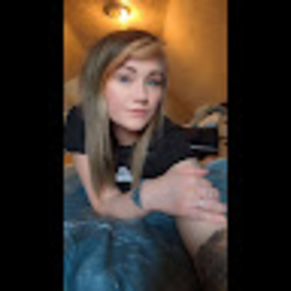 Meet your Posher, Lynnsy